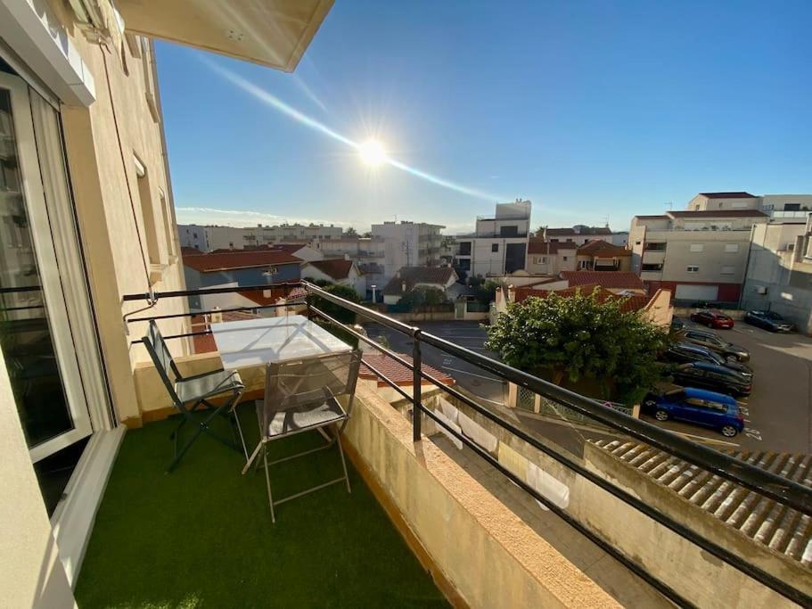 Appart T2 Calme - Centre De Canet - Parking - Clim Extérieur photo